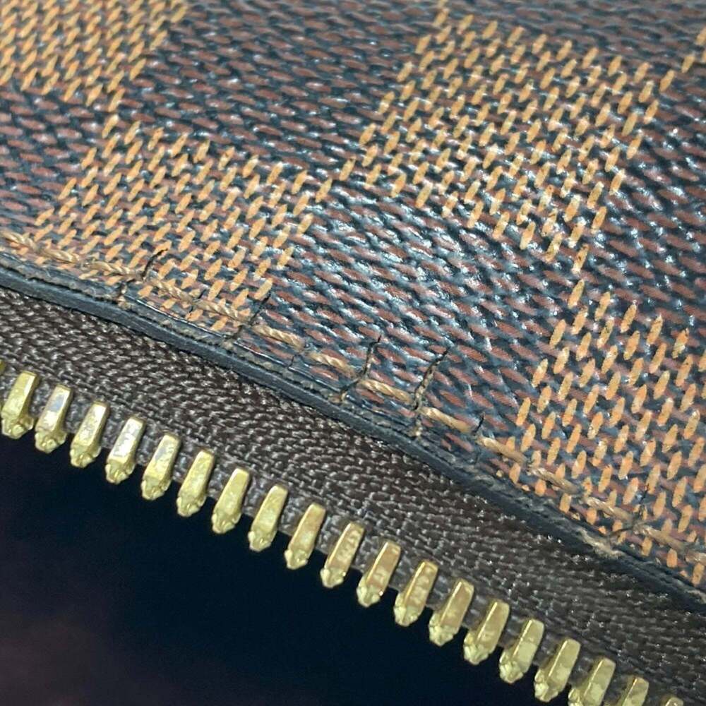 LOUIS VUITTON Authentic Brown Damier Canvas Shoulder Bag - Picture 16 of 16